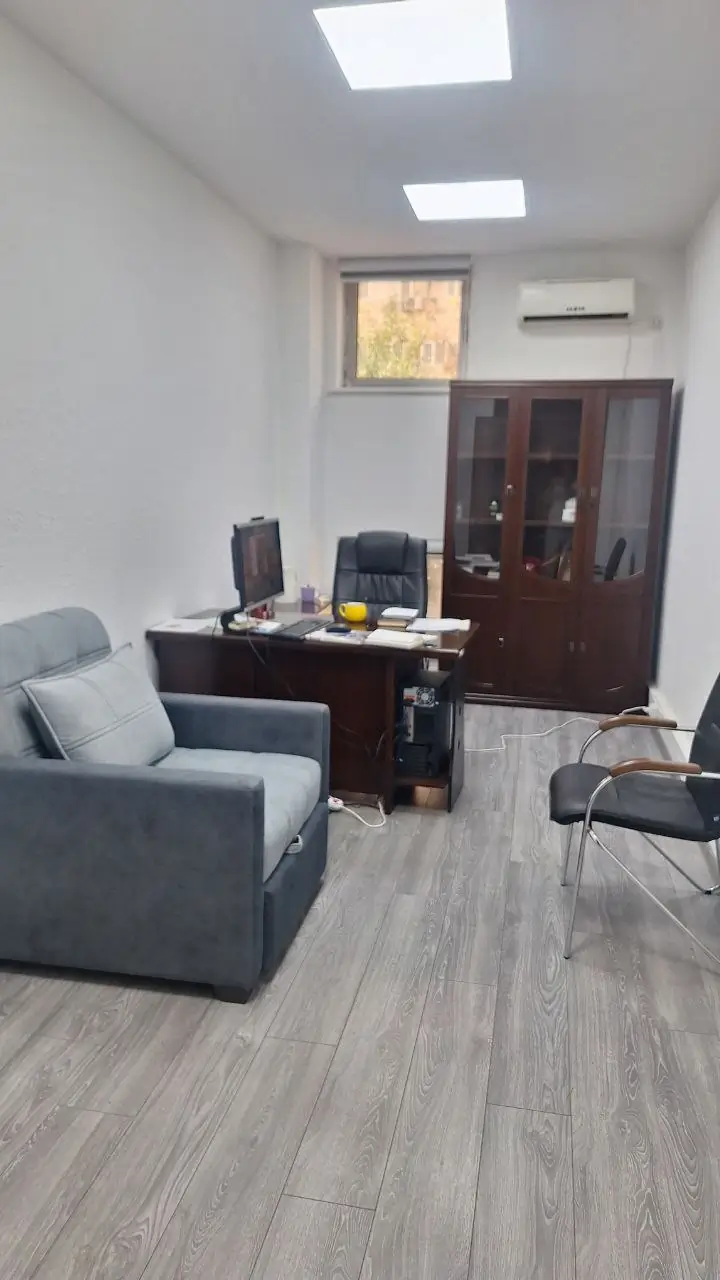Ijaraga ofis − 20 m²