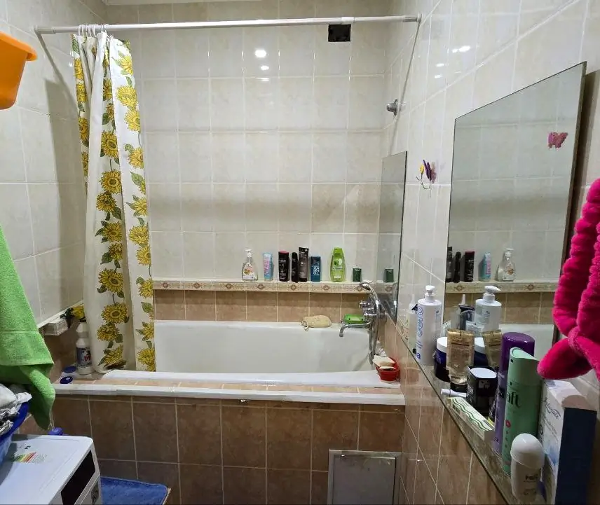 Продается 3-комнатная квартира − 70 м²
