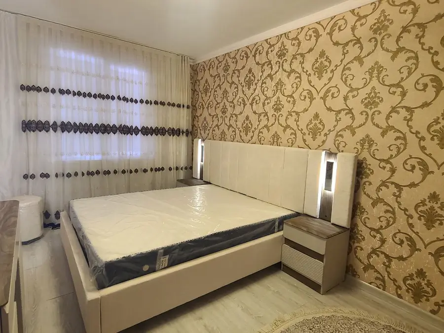 2-комнатная квартира − 70 м², 12/16 этаж