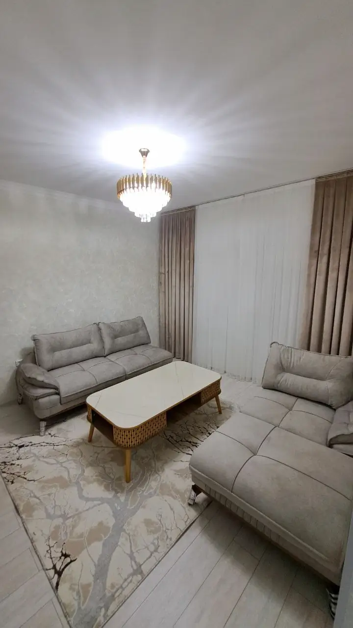 2-комнатная квартира − 70 м², 14/16 этаж