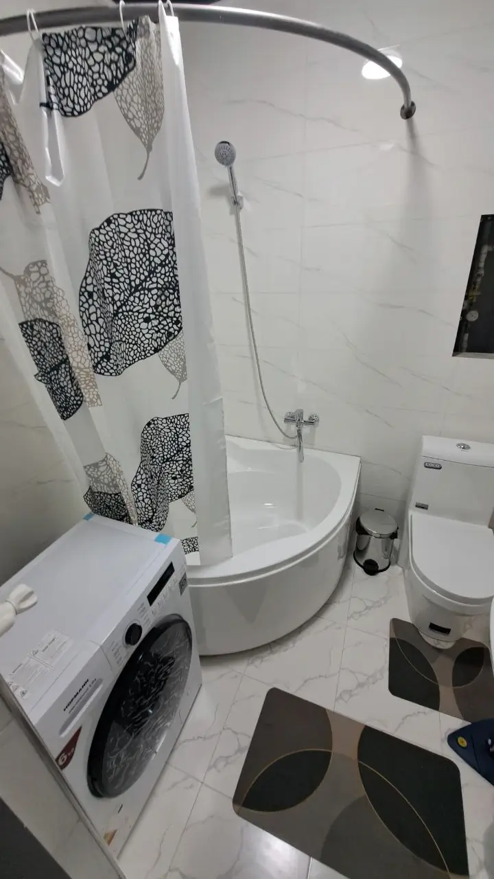 Ijaraga 2 xonali kvartira − 70 m²