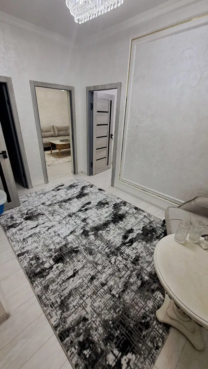 Ijaraga 2 xonali kvartira − 70 m²