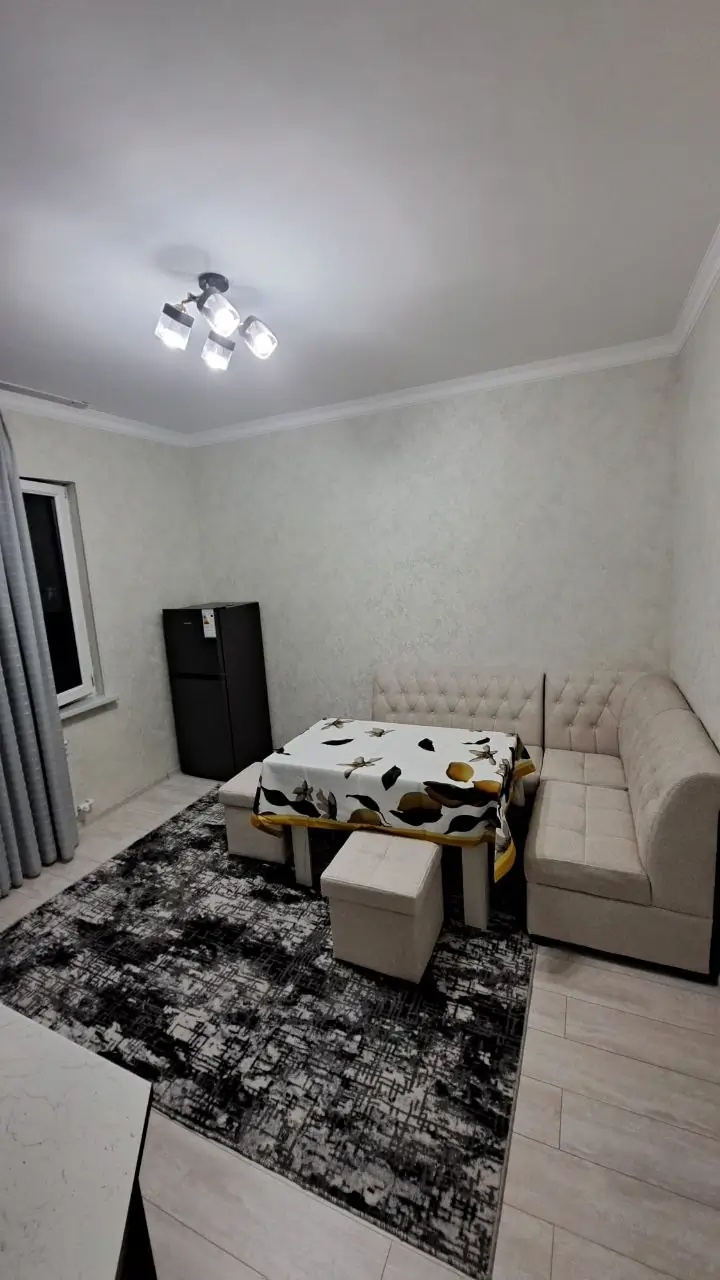 2-комнатная квартира − 70 м², 14/16 этаж