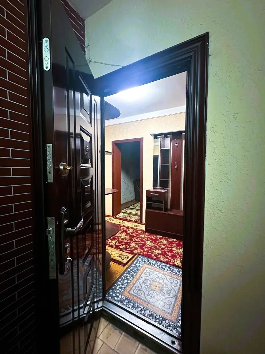 3-комнатная квартира − 85 м², 8/9 этаж