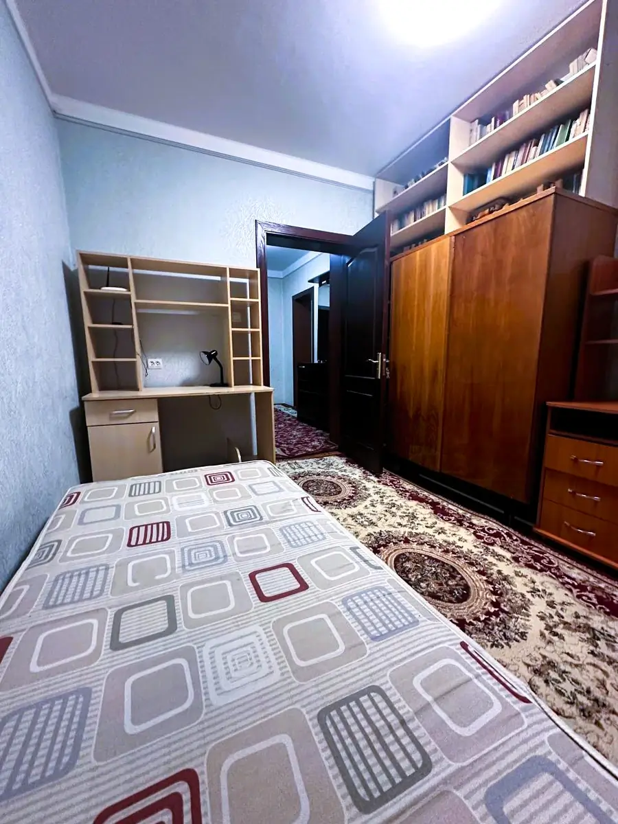 3-комнатная квартира − 85 м², 8/9 этаж