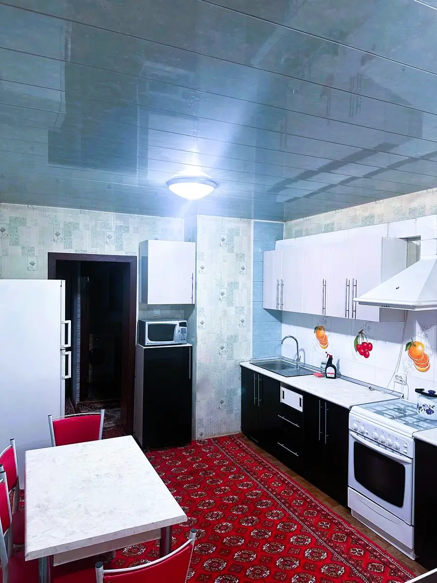 Сдается 3-комнатная квартира − 85 м²