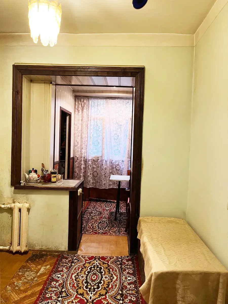 1 xonali kvartira sotiladi − 45 m²