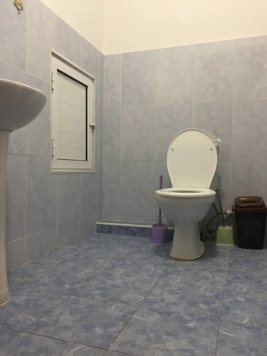 Продается 4-комнатная квартира − 94 м²