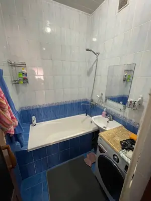 4-комнатная квартира − 68 м², 4/4 этаж
