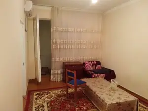 2-комнатная квартира − 52 м², 4/4 этаж
