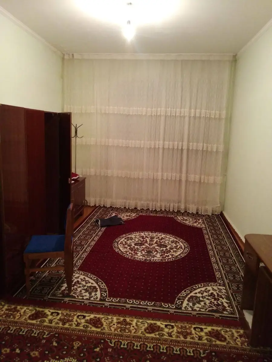2-комнатная квартира − 52 м², 4/4 этаж
