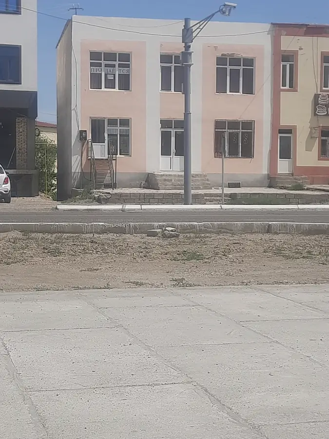 Savdo-sotiq maydoni − 120 m², 2/2 qavat