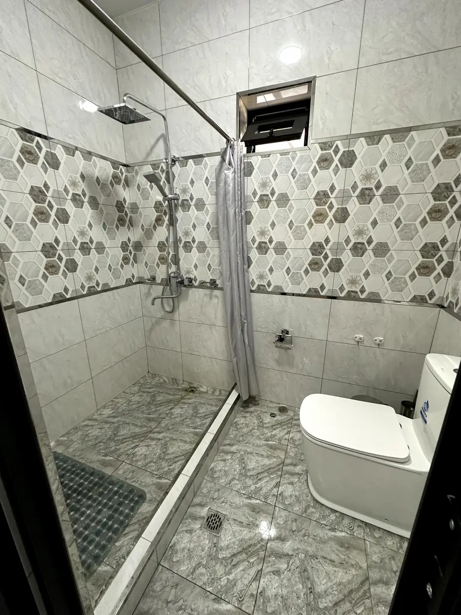 Yer uchastkasi sotiladi − 5 sot.