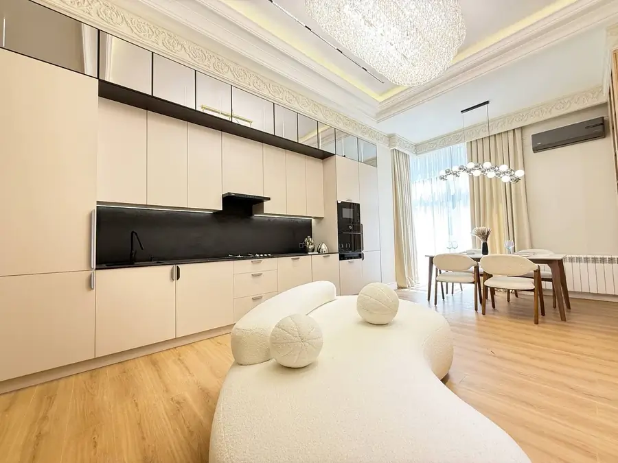 3-комнатная квартира − 75 м², 4/7 этаж