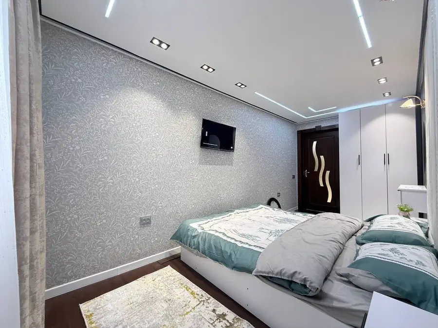 2 xonali kvartira sotiladi − 54 m²