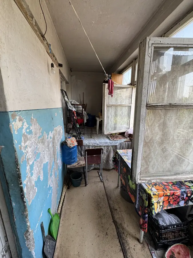 2 xonali kvartira sotiladi − 52.4 m²