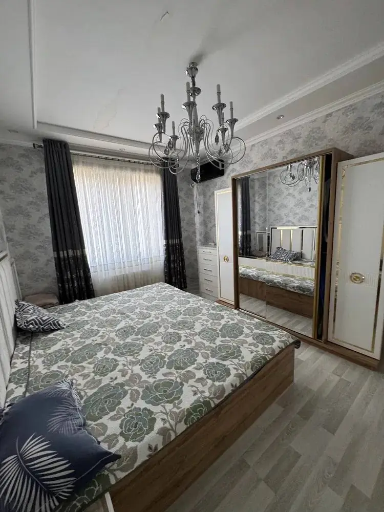 2 qavatli uy − 200 m², 2 sot. 