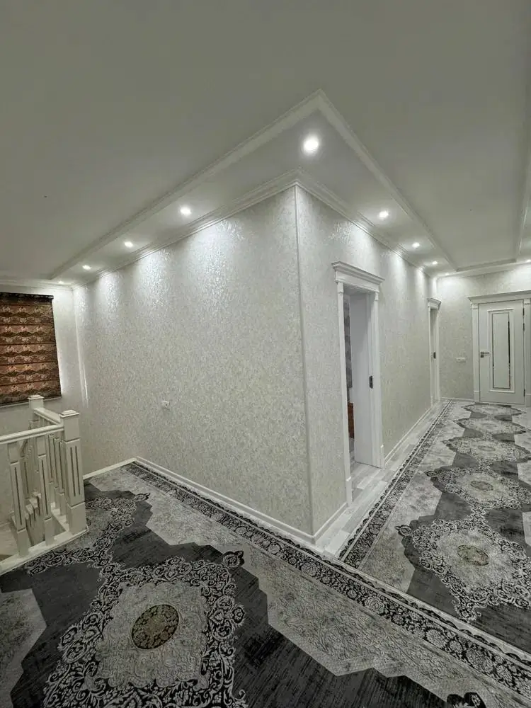 2 qavatli uy − 200 m², 2 sot. 