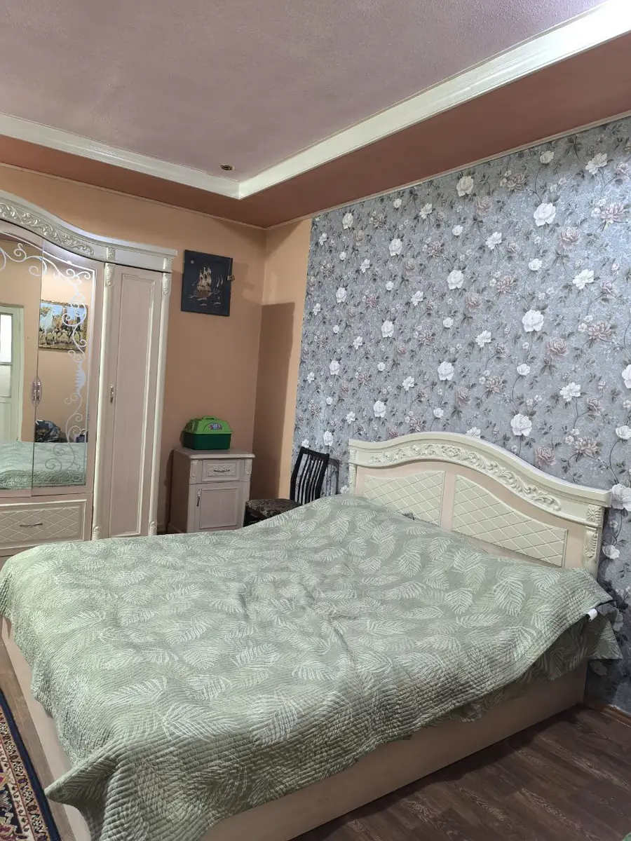 Ijaraga 1 qavatli uy − 600 m²