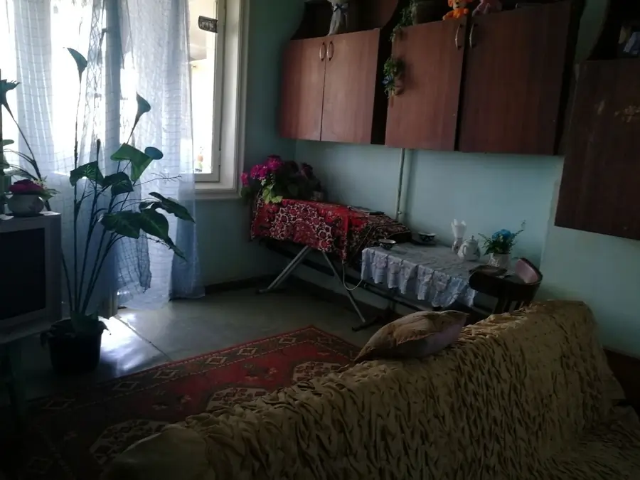 3 xonali kvartira sotiladi − 81.7 m²