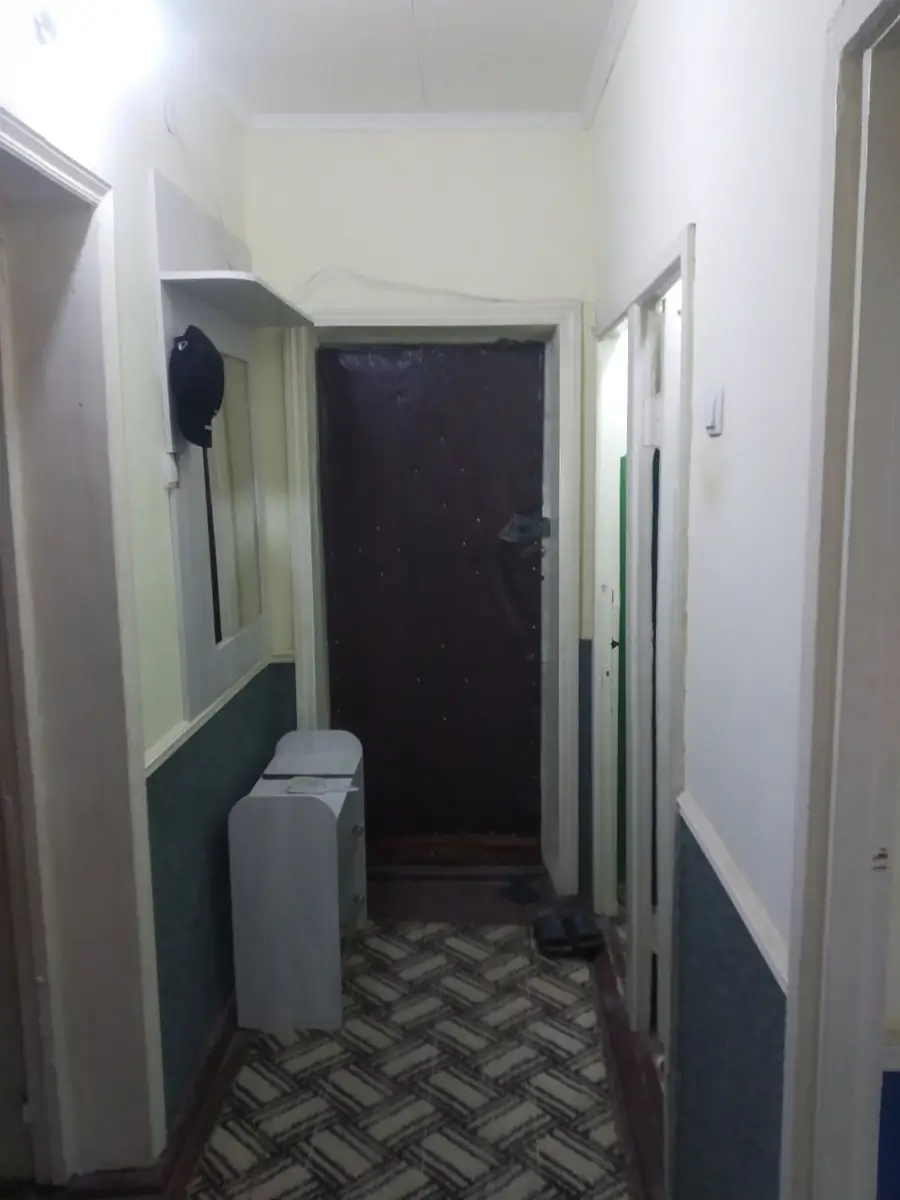 Продается 3-комнатная квартира − 72 м²