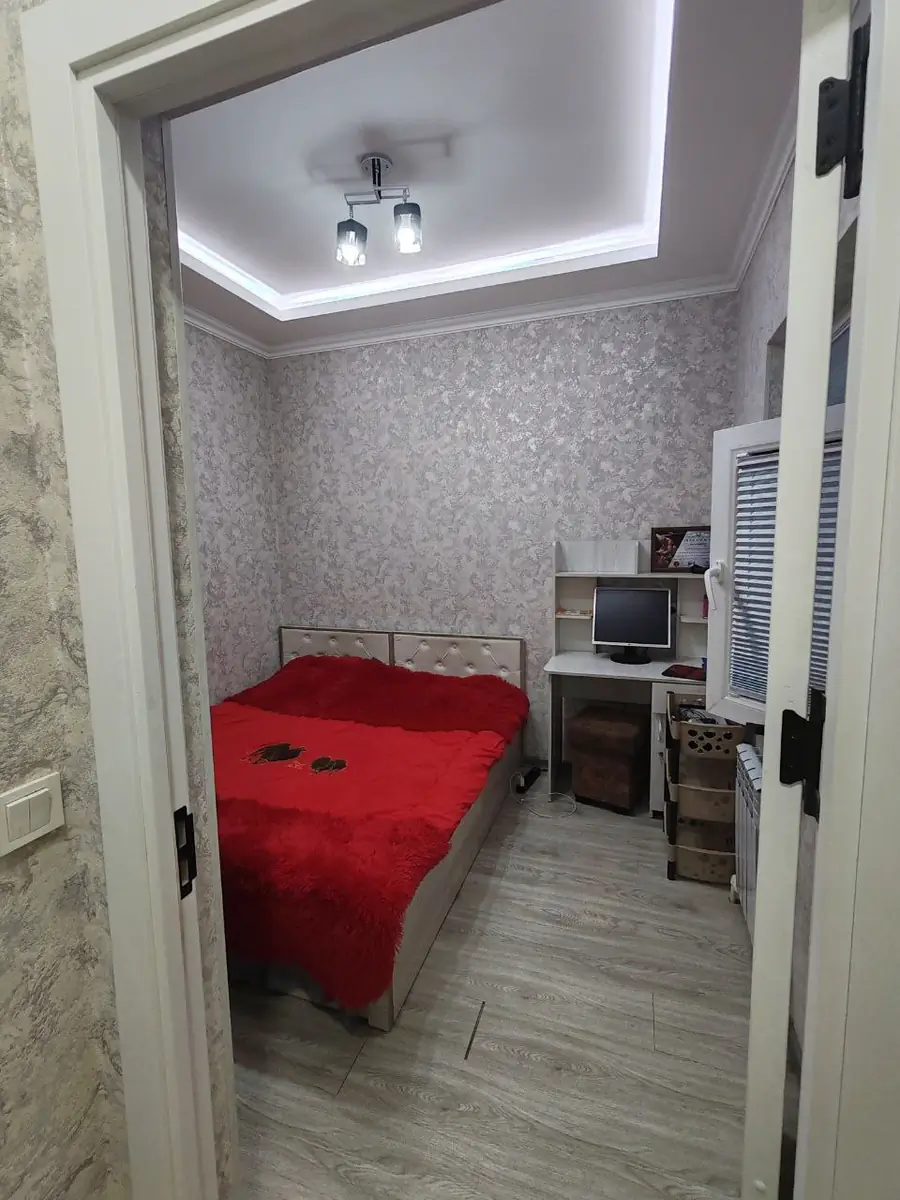 2 qavatli uy sotiladi − 200 m²