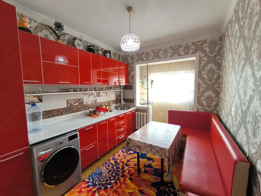 4 xonali kvartira − 90 m², 5/9 qavat