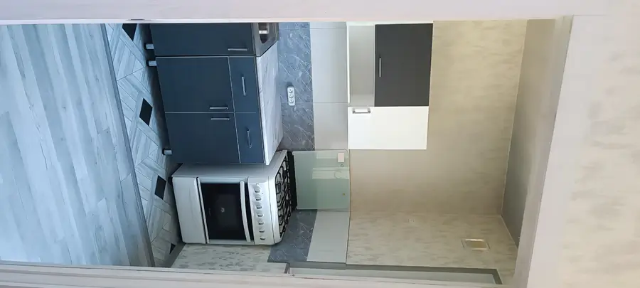 2 xonali kvartira sotiladi − 50 m²