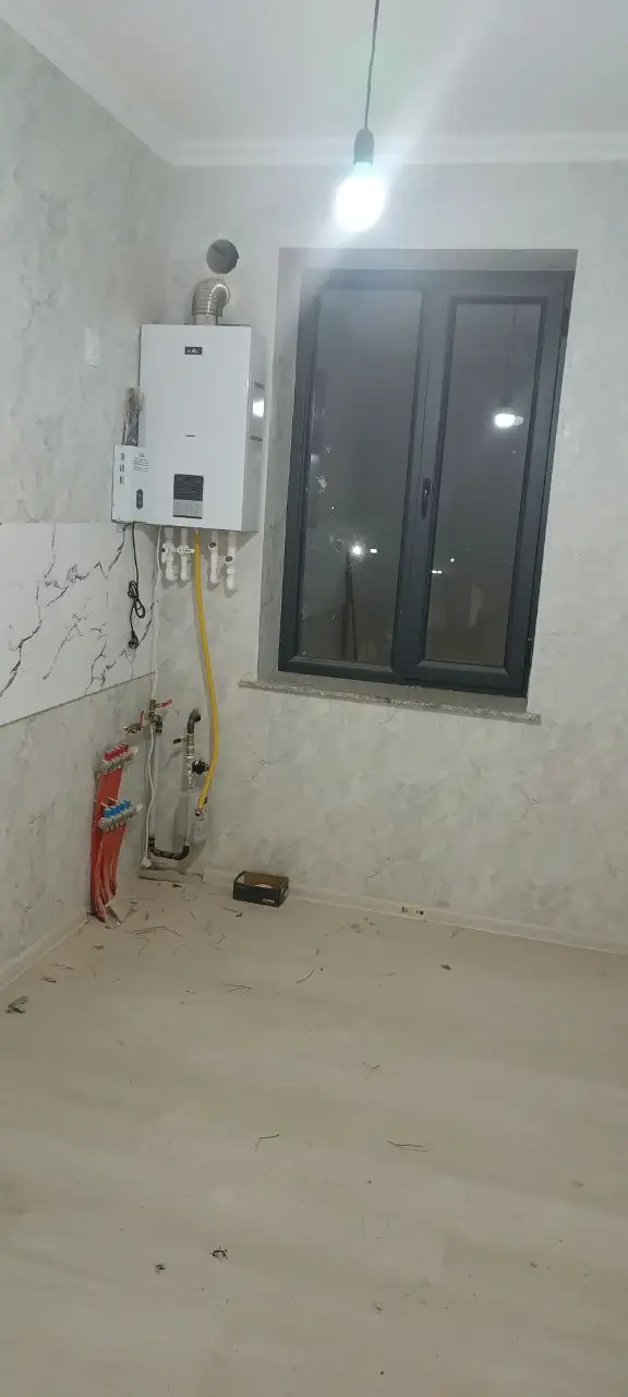2 xonali kvartira − 42 m², 3/3 qavat