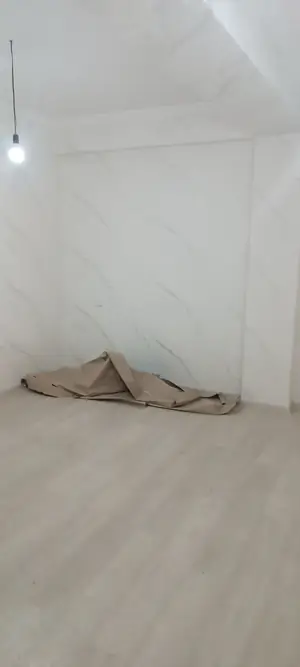 2 xonali kvartira − 42 m², 3/3 qavat