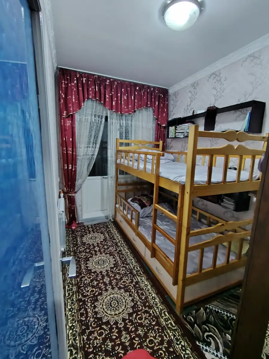 2 xonali kvartira sotiladi − 57 m²