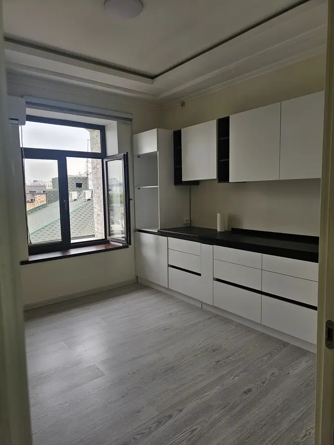 Сдается офис − 210 м²