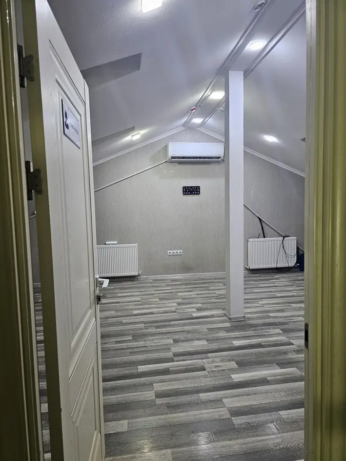 Сдается офис − 210 м²