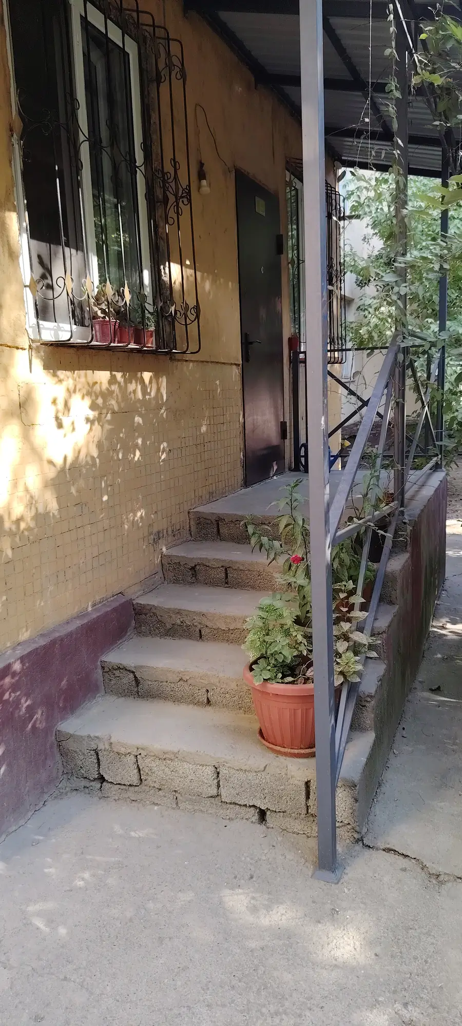 3 xonali kvartira − 50 m², 1/4 qavat