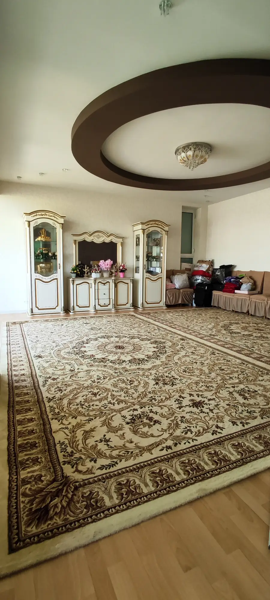 2 qavatli uy sotiladi − 140 m²