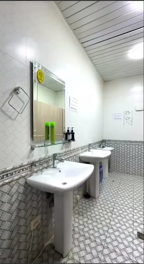 Сдается офис − 200 м²