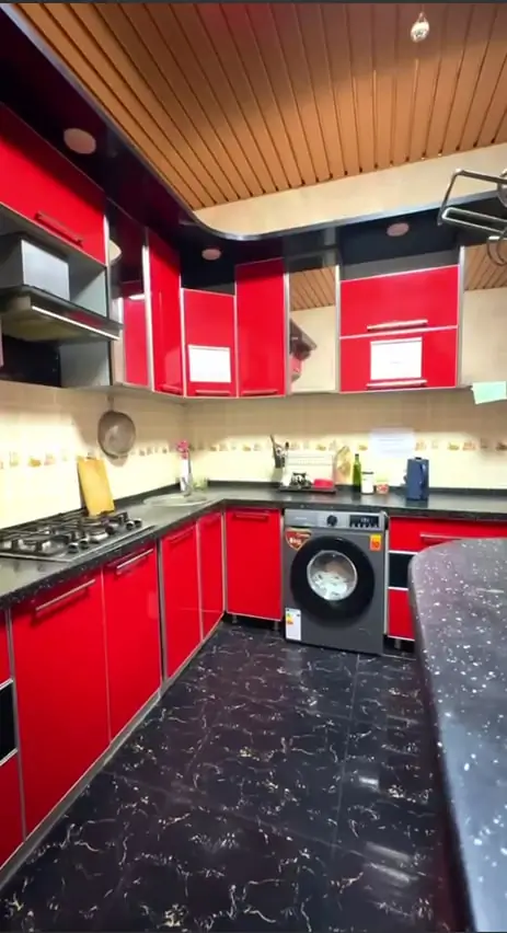 Сдается офис − 200 м²