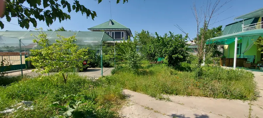 2 qavatli uy − 47 m², 10 sot. 