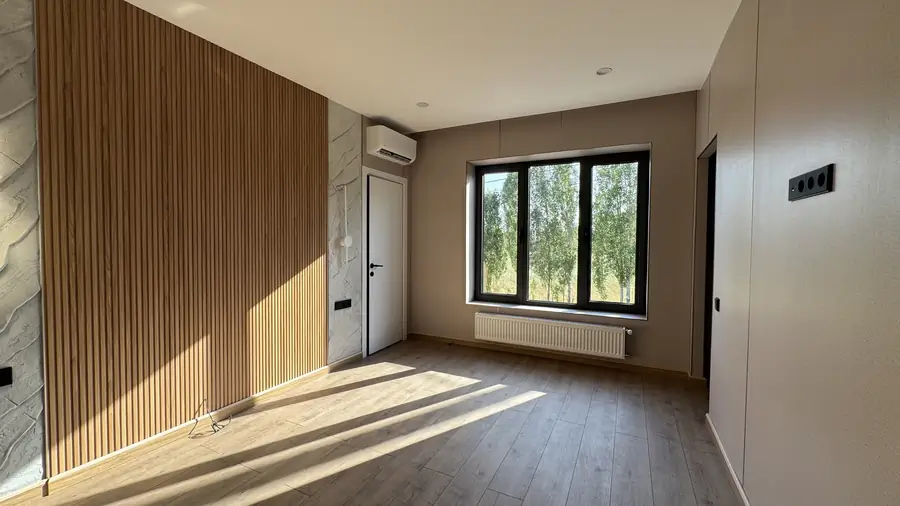 2 qavatli taunxaus sotiladi − 163 m²