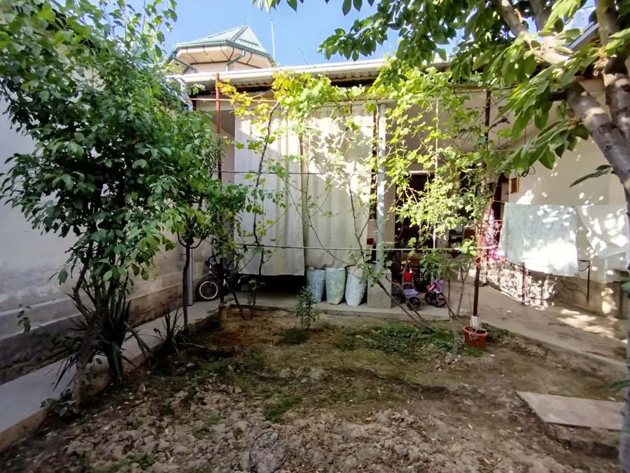 Yer uchastkasi sotiladi − 3 sot.