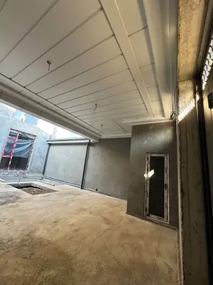 4-этажный дом − 250 м², 2.3 сот.