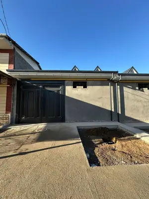 4-этажный дом − 250 м², 2.3 сот.