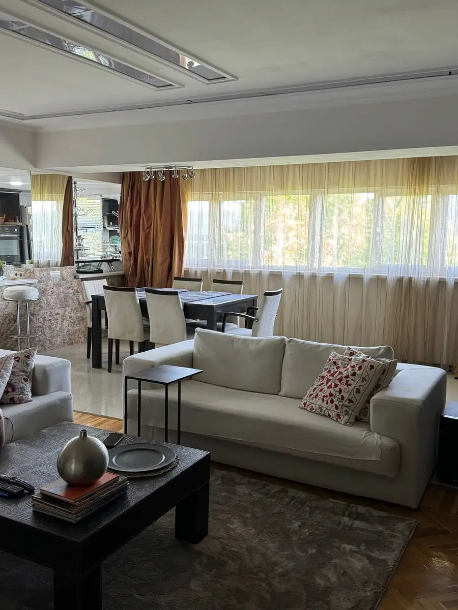 Ijaraga 3 xonali kvartira − 130 m²