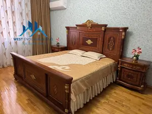 3-комнатная квартира − 140 м², 3/4 этаж