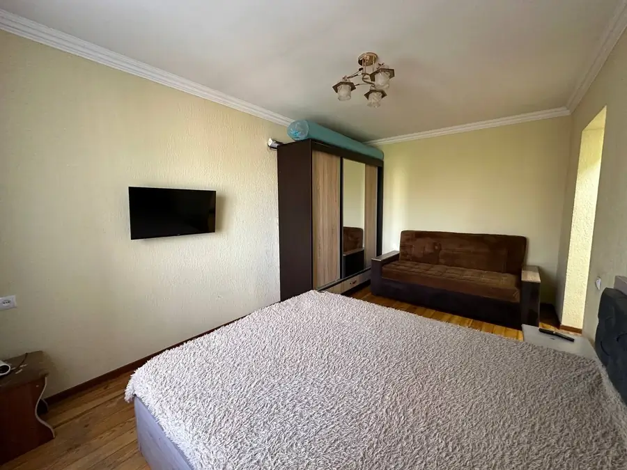 1-комнатная квартира − 30 м², 5/5 этаж