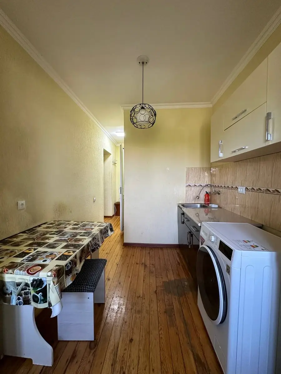 1-комнатная квартира − 30 м², 5/5 этаж