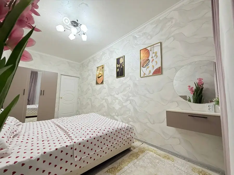 2-комнатная квартира − 48 м², 1/4 этаж