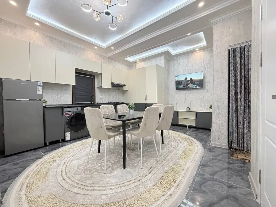 Продается 2-комнатная квартира − 44 м²