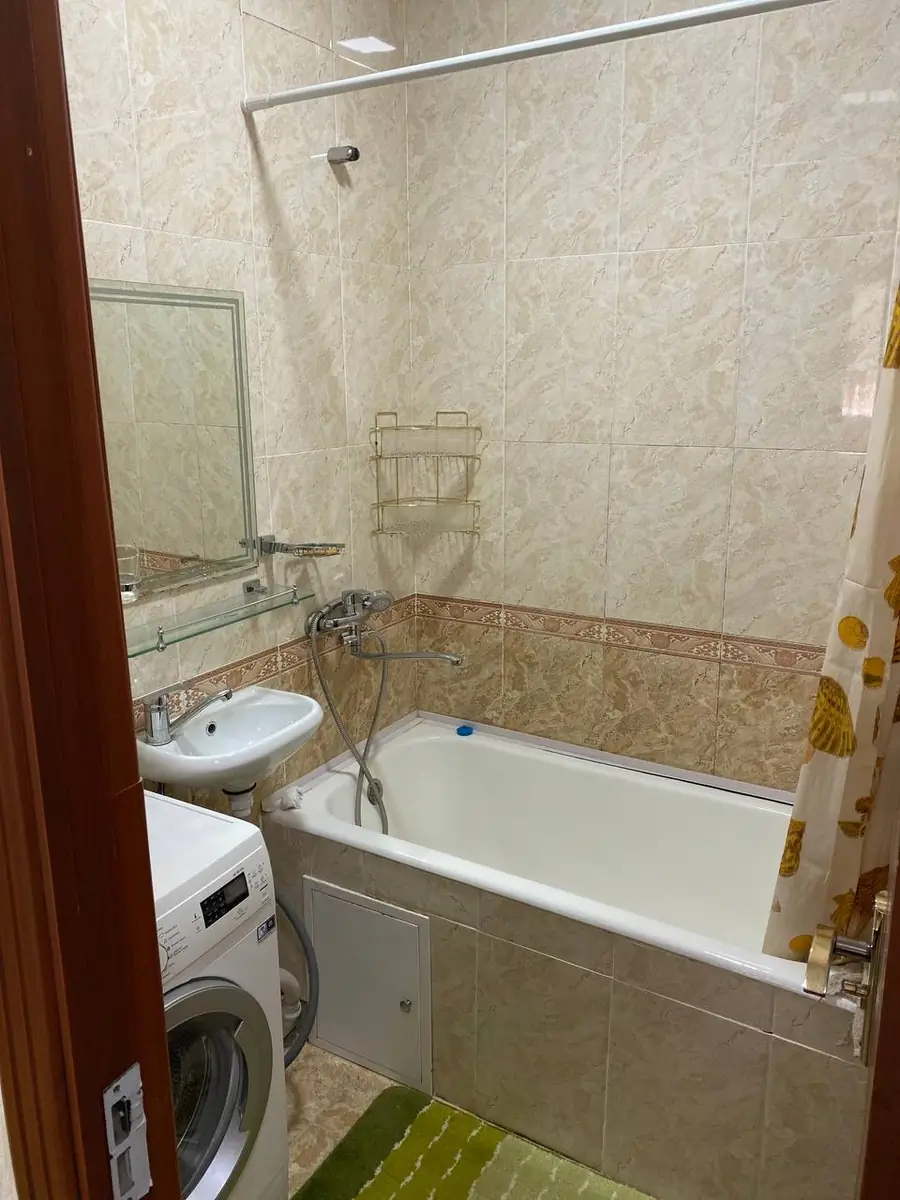 1-комнатная квартира − 40 м², 3/4 этаж