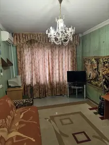 1-комнатная квартира − 40 м², 2/4 этаж
